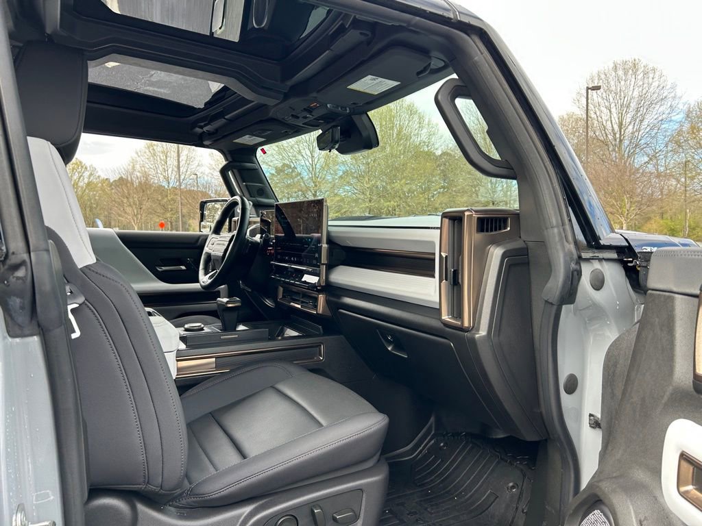 Used 2024 GMC Hummer EV 3X image 46