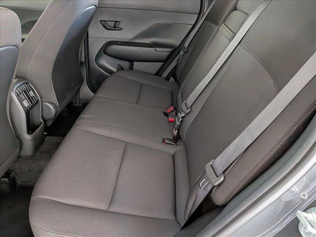 Used 2025 Hyundai Kona SEL FWD image 17