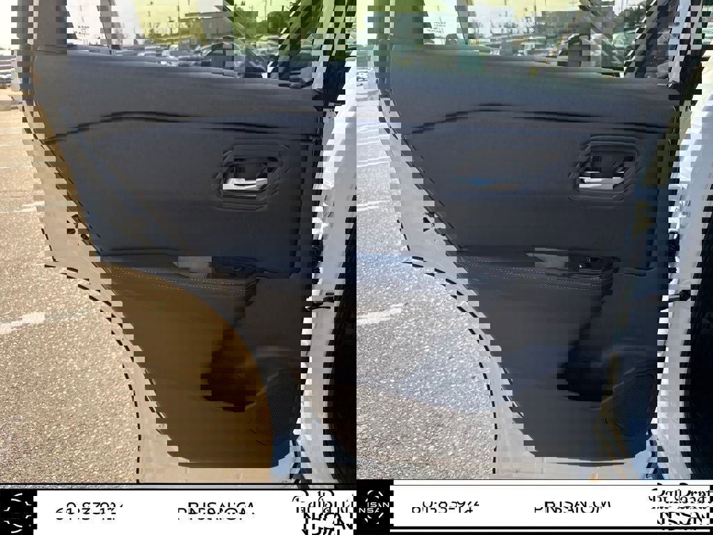 New 2026 Nissan Rogue SV image 20