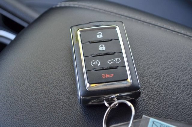 Used 2023 Jeep Grand Cherokee L Limited w/ Rear Seat Video Group I AWD/4WD image 24