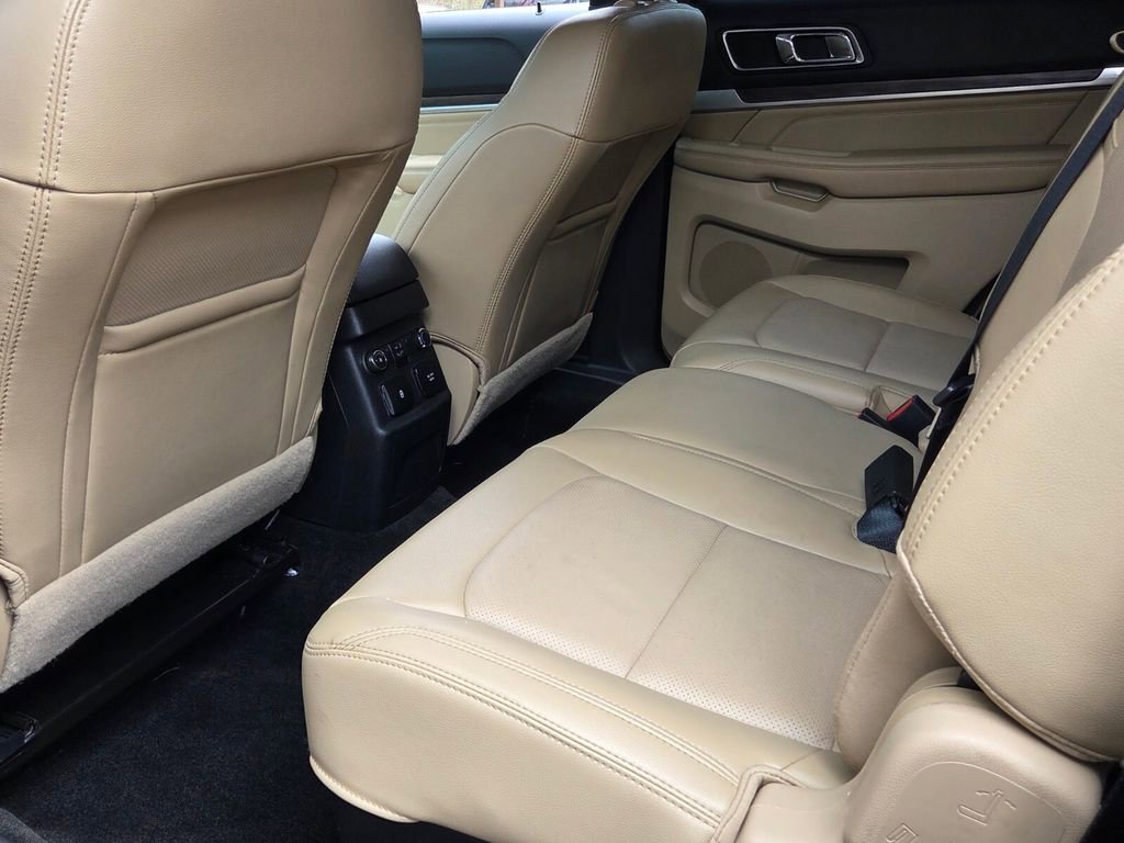 Used 2017 Ford Explorer Limited image 13