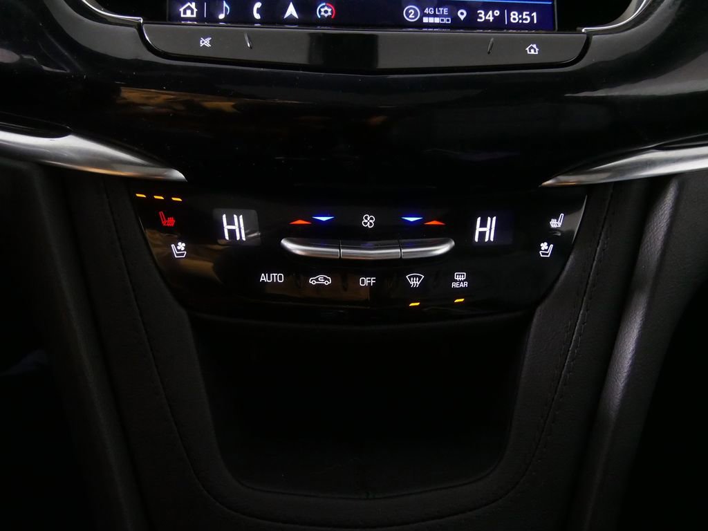 Used 2024 Cadillac XT6 Sport image 29