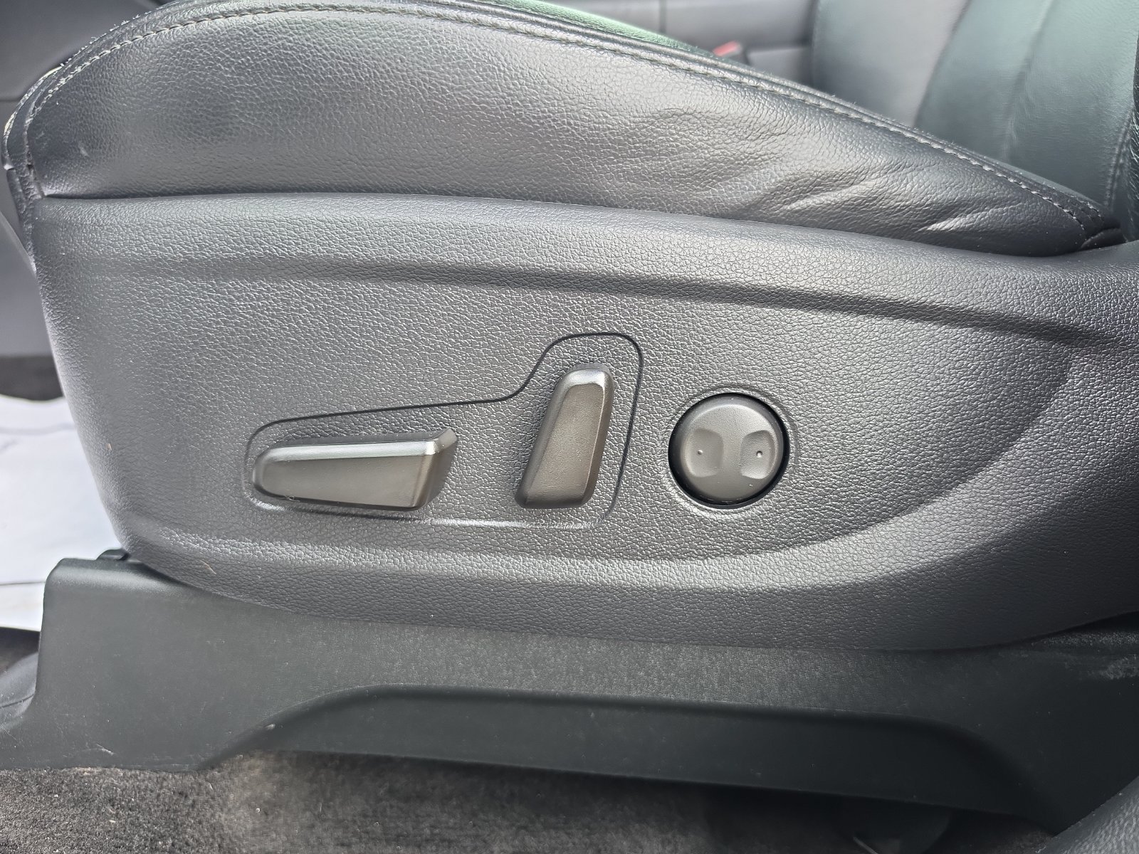 Used 2020 Hyundai Palisade SEL FWD image 17