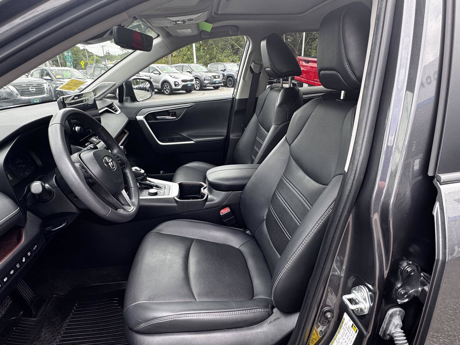 Used 2023 Toyota RAV4 Limited AWD/4WD image 14