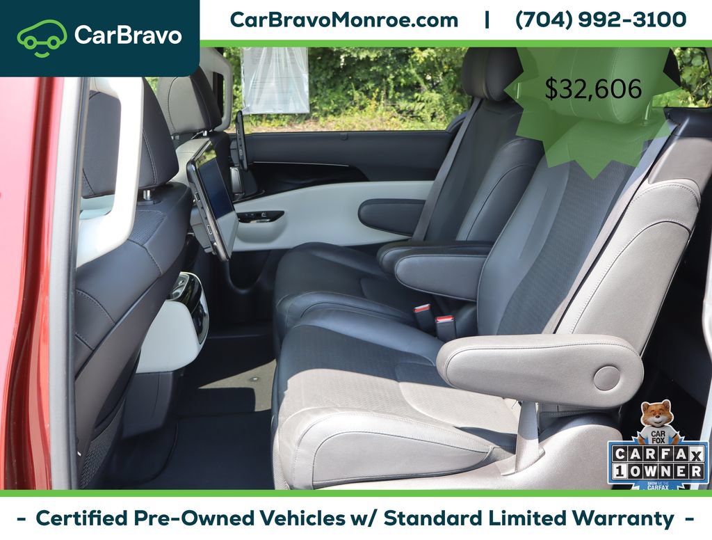 Used 2023 Kia Carnival SX Prestige FWD image 41