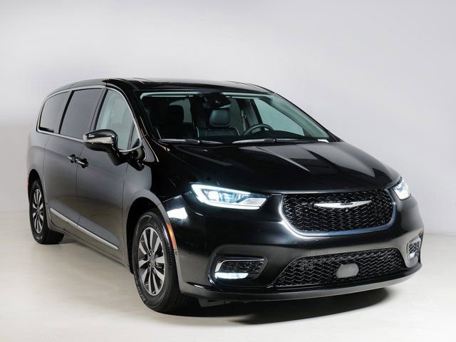 Used 2023 Chrysler Pacifica Limited FWD video 1