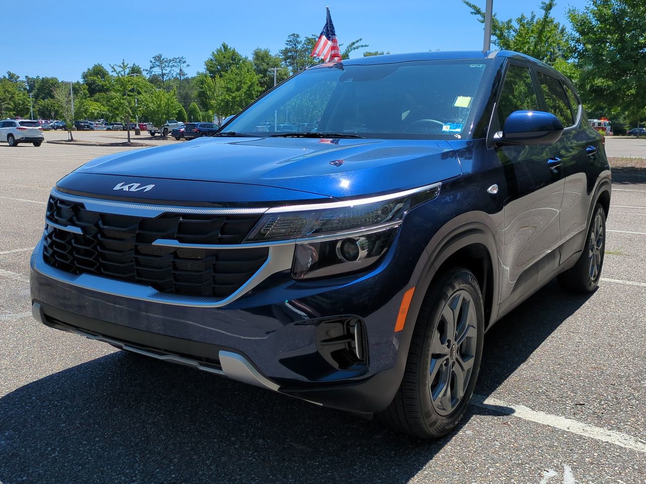 Used 2026 Kia Seltos LX FWD image 8