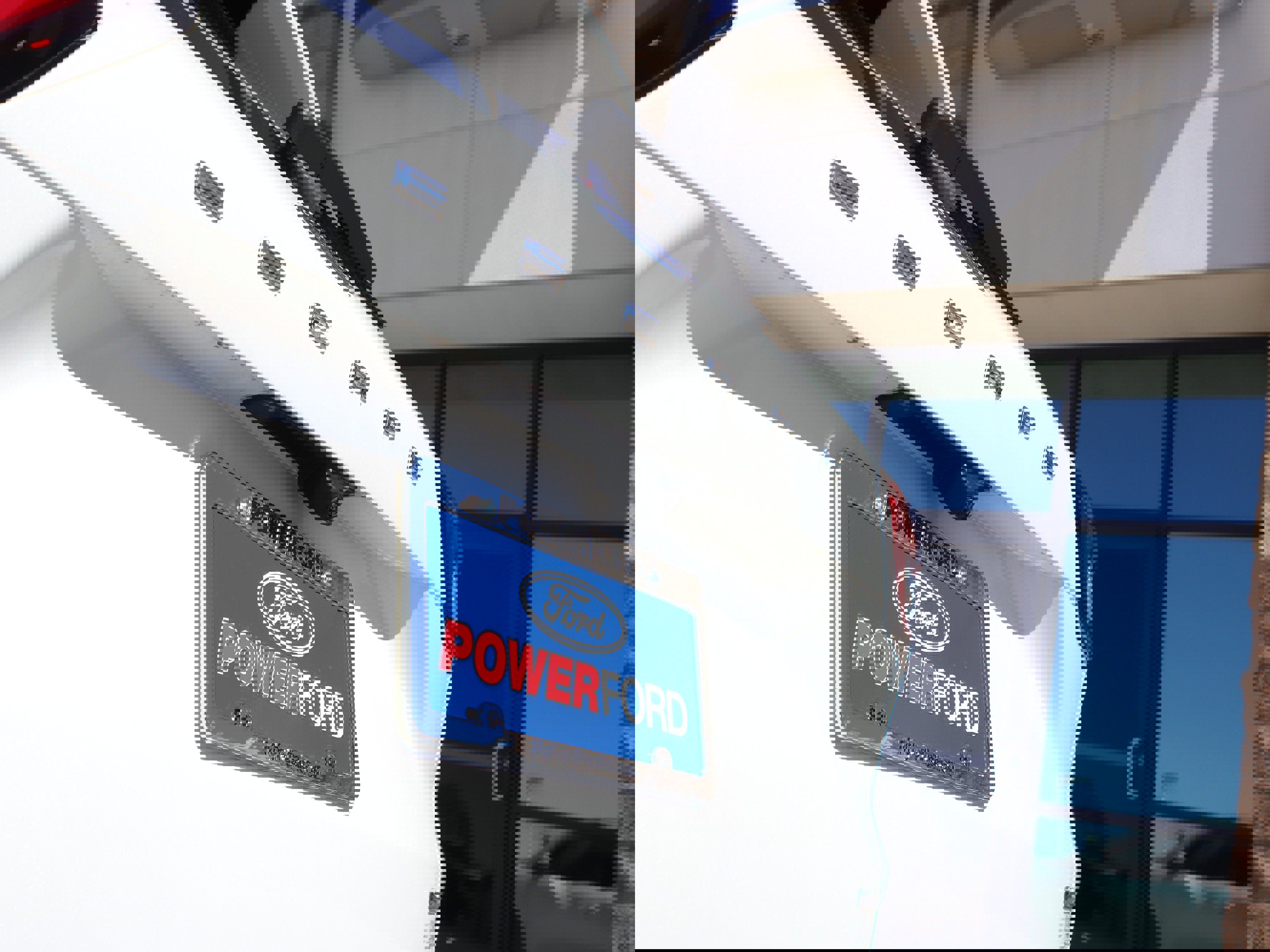 New 2025 Ford Escape SE w/ PHEV Premium Package image 19