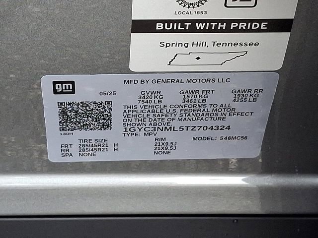 New 2026 Cadillac Vistiq Sport w/ LPO, Floor Liner Package image 18