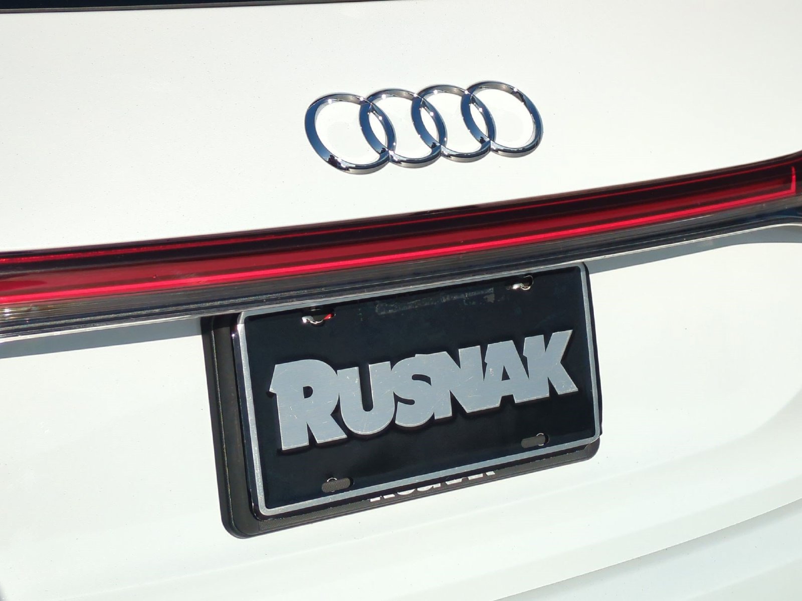Used 2023 Audi Q4 e-tron Premium Plus RWD image 19