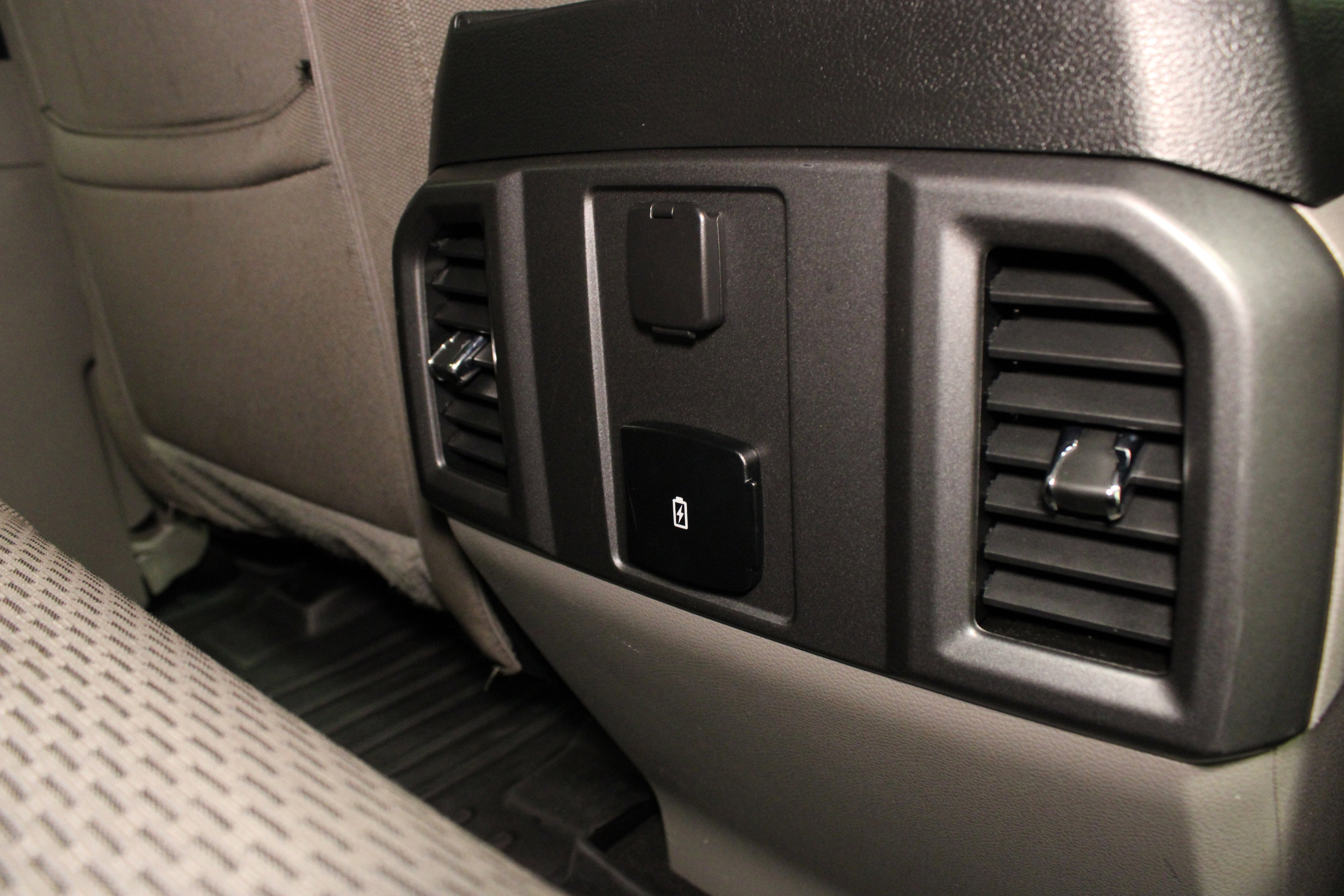 Used 2020 Ford F150 XLT AWD/4WD image 18