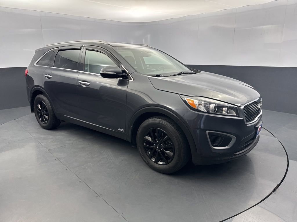 Used 2016 Kia Sorento LX w/ LX Convenience Package image 7