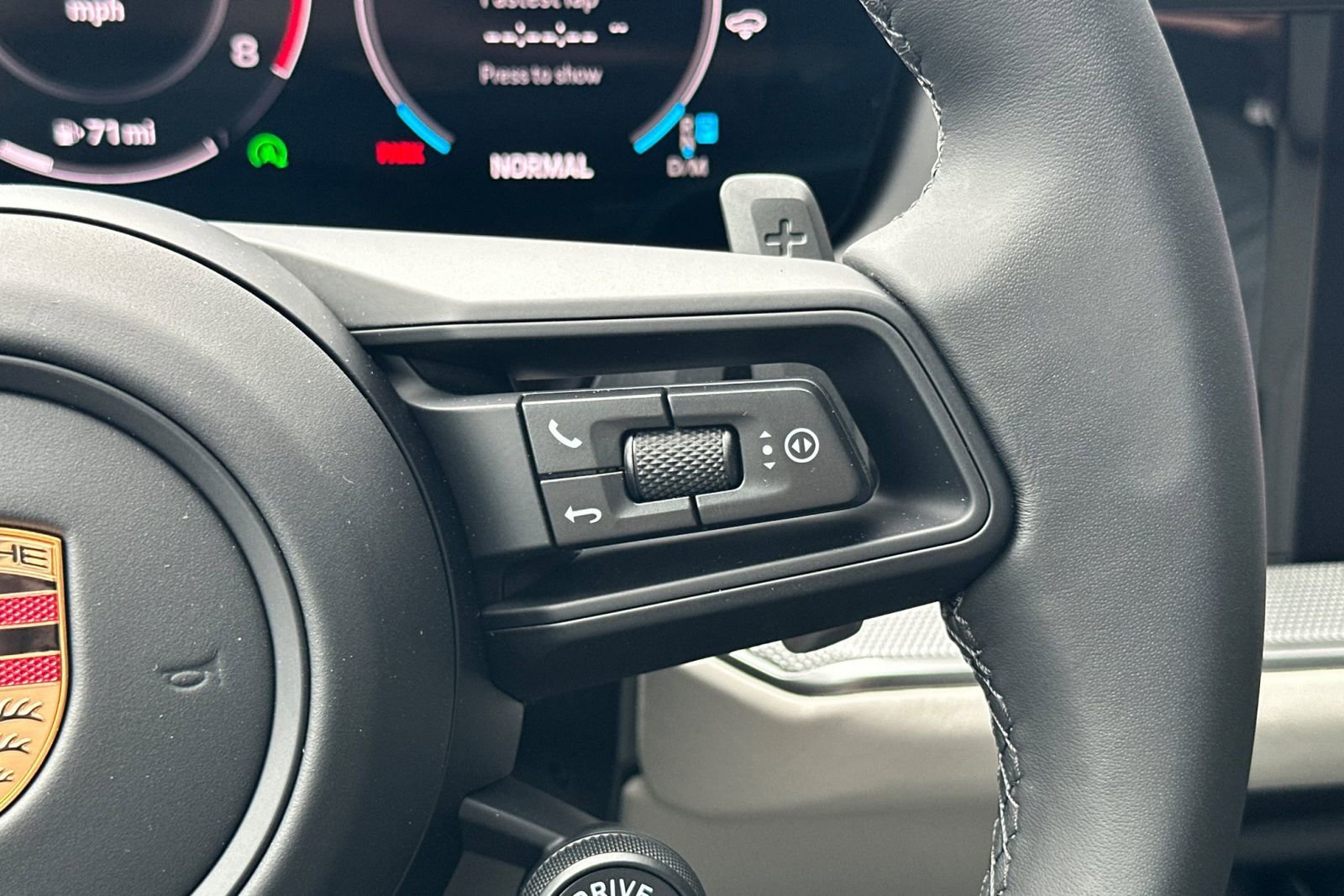 New 2026 Porsche Cayenne Coupe image 32