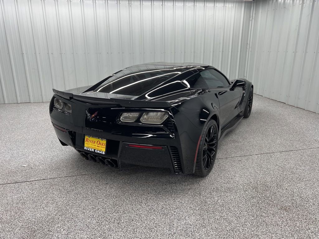 Used 2016 Chevrolet Corvette Z06 w/ 3LZ Preferred Equipment Group RWD image 6