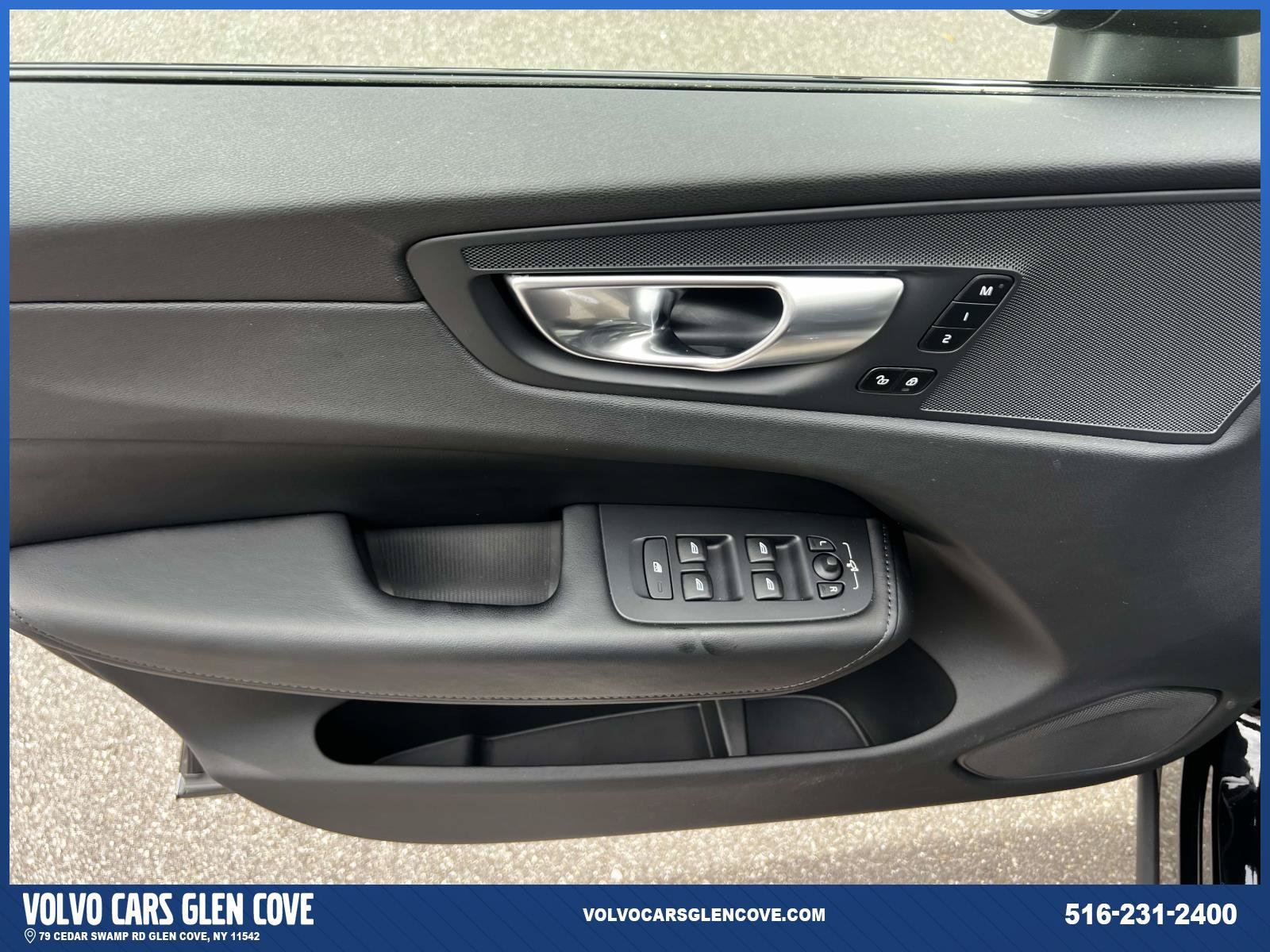 Used 2024 Volvo XC60 B5 Core w/ Protection Package Premier AWD/4WD image 16