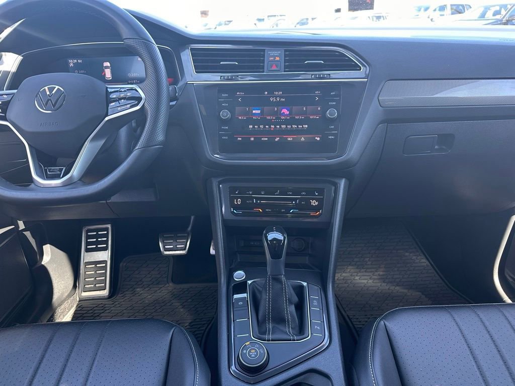 Used 2022 Volkswagen Tiguan SE R-Line AWD/4WD image 20
