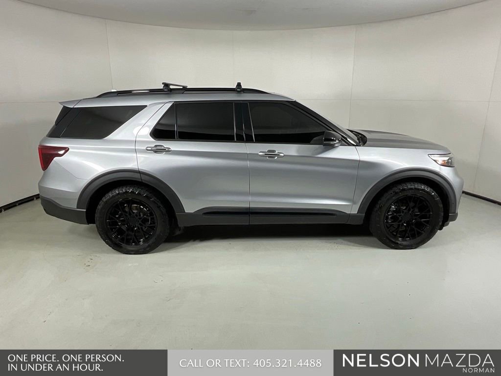 Used 2020 Ford Explorer ST w/ Premium Technology Package image 5