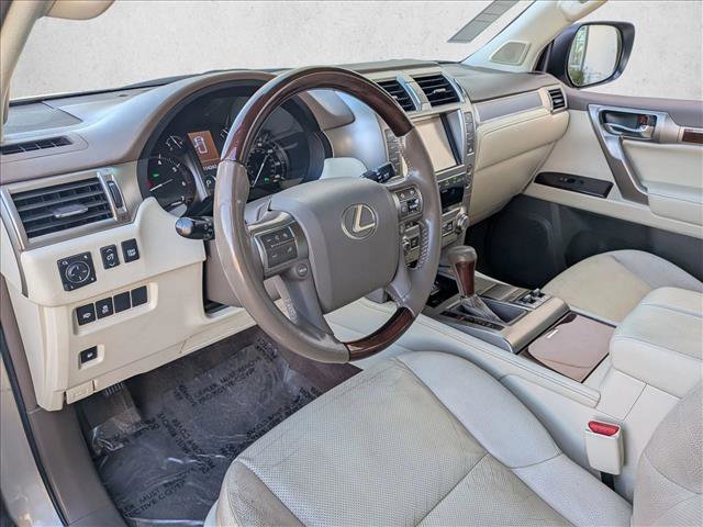 Used 2016 Lexus GX 460 w/ Premium Package image 12