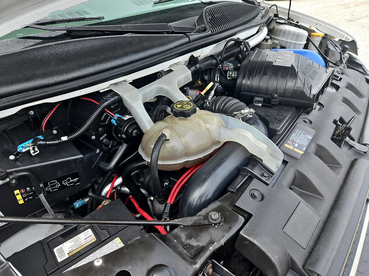 Used 2015 Chevrolet Express 3500 w/ Shuttle Bus Package image 46