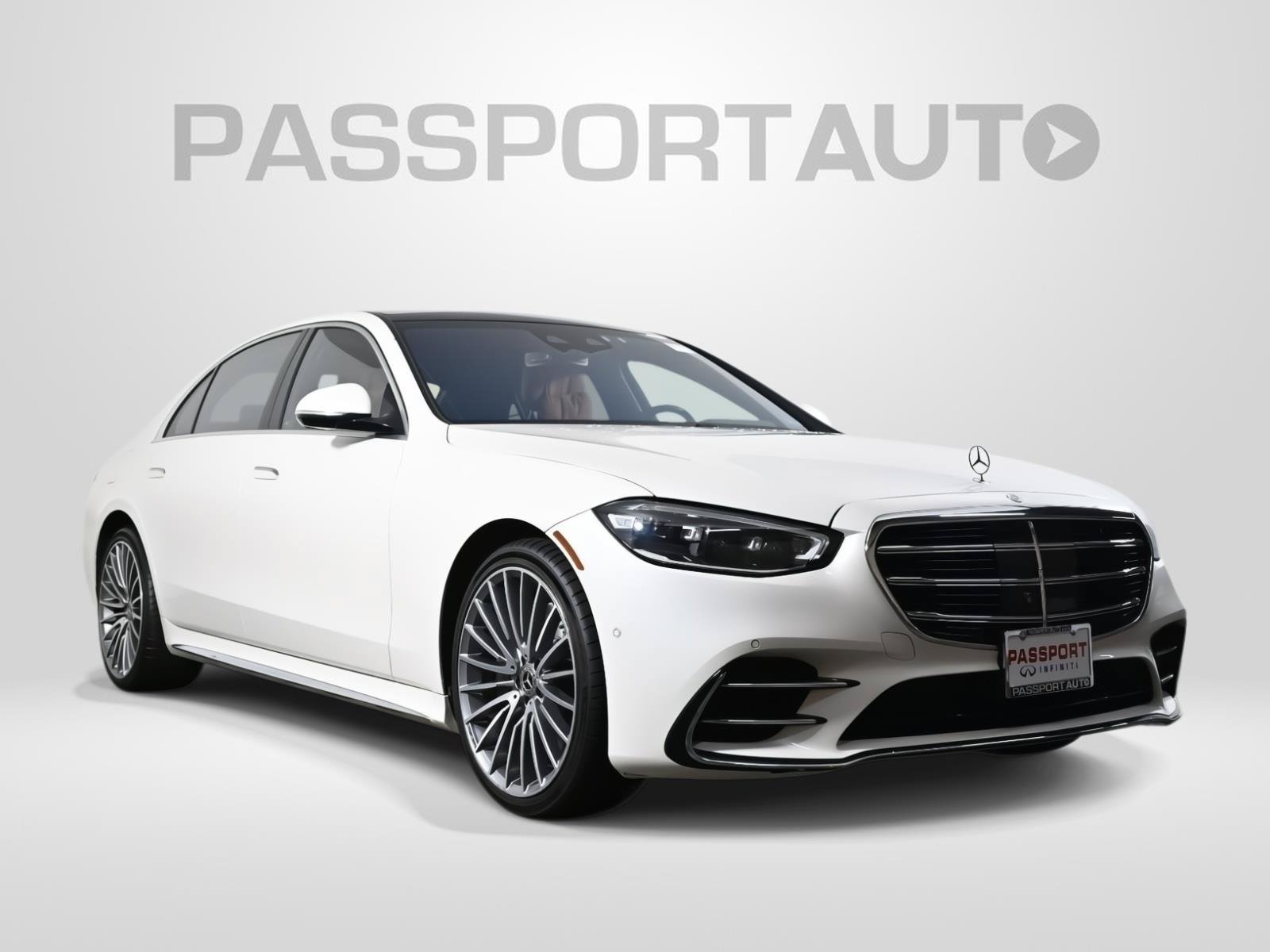 Used 2022 Mercedes-Benz S 580 4MATIC Sedan image 2
