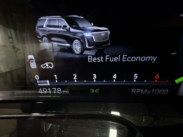 Certified 2022 Cadillac Escalade ESV Premium Luxury Platinum w/ Heavy-Duty Trailer Package AWD/4WD image 15