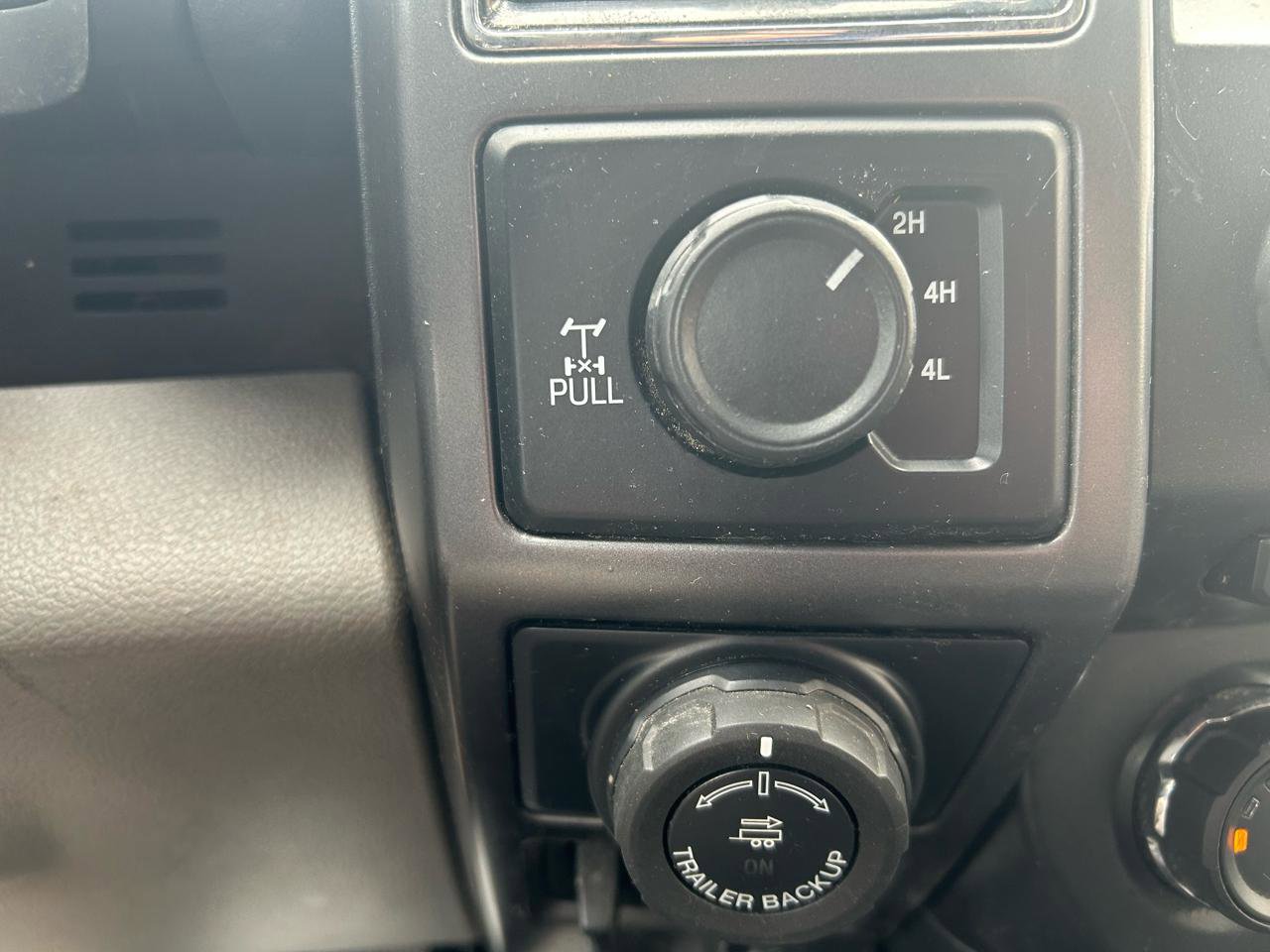 Used 2018 Ford F150 XLT w/ Equipment Group 302A Luxury image 26