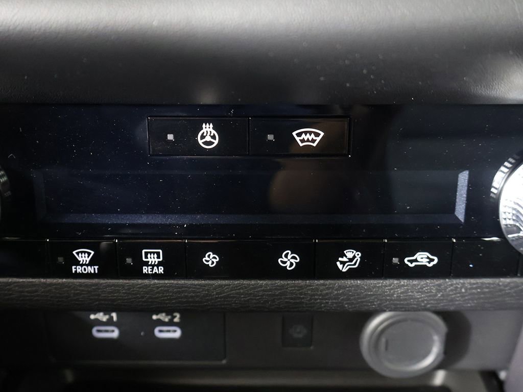 New 2026 Mitsubishi Outlander LE image 50