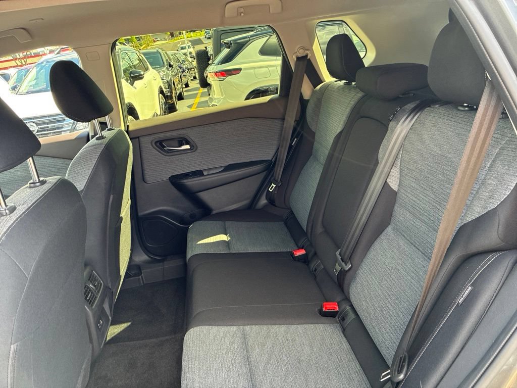 Certified 2023 Nissan Rogue SV AWD/4WD image 22