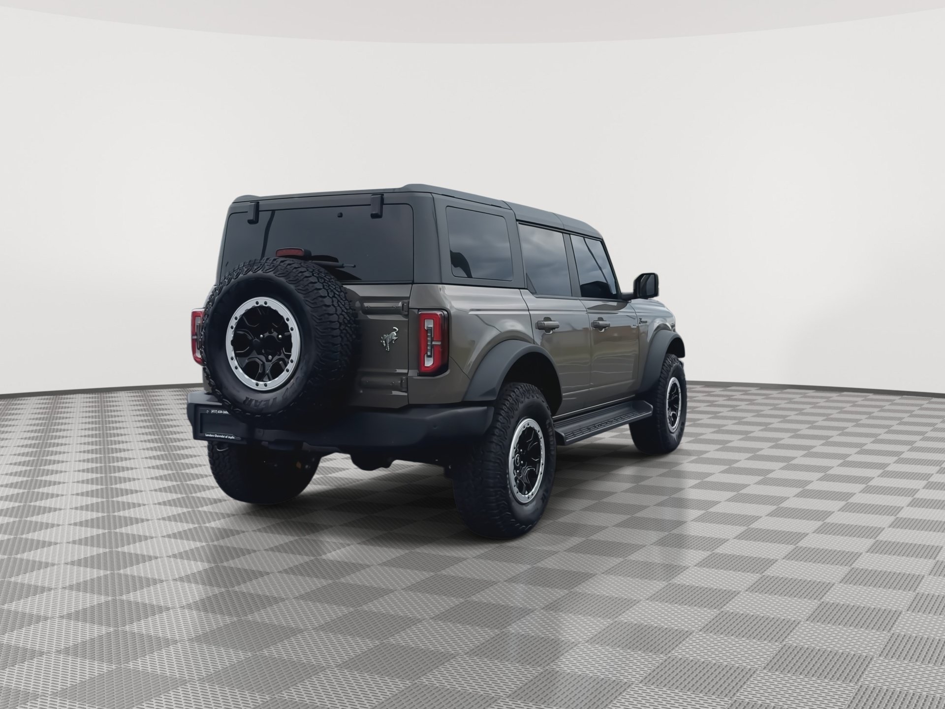 Used 2025 Ford Bronco Outer Banks w/ Sasquatch Package AWD/4WD image 8