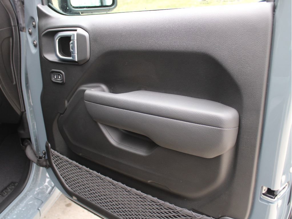 New 2026 Jeep Wrangler Sport AWD/4WD image 23