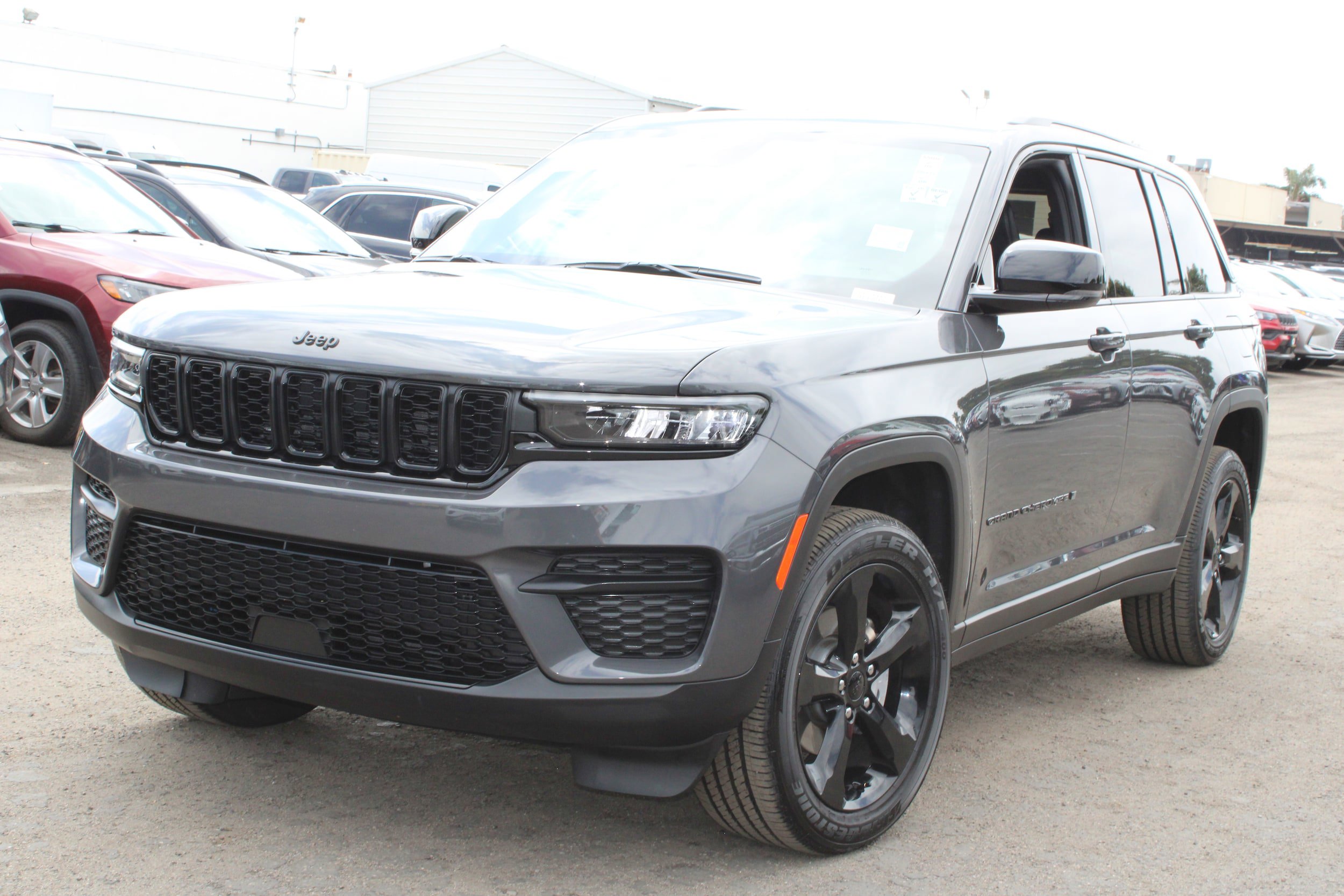 New 2025 Jeep Grand Cherokee Altitude RWD image 5