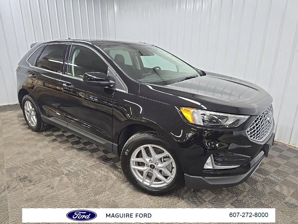 Used 2024 Ford Edge SEL w/ Convenience Package image 7