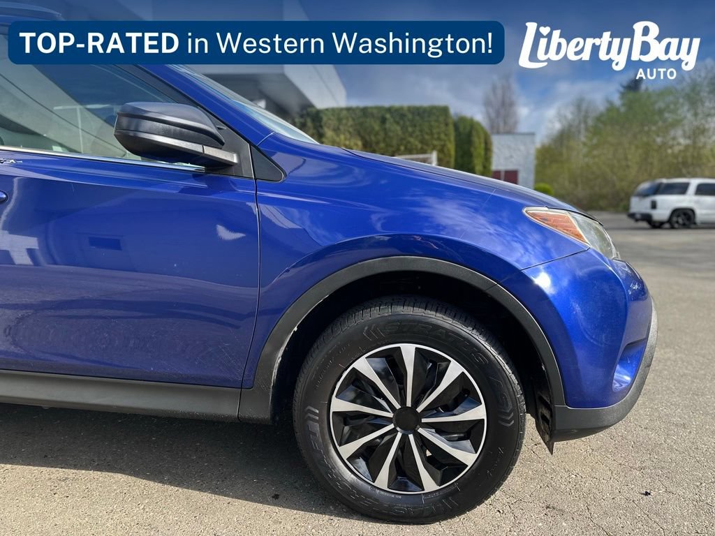Used 2014 Toyota RAV4 LE FWD image 10