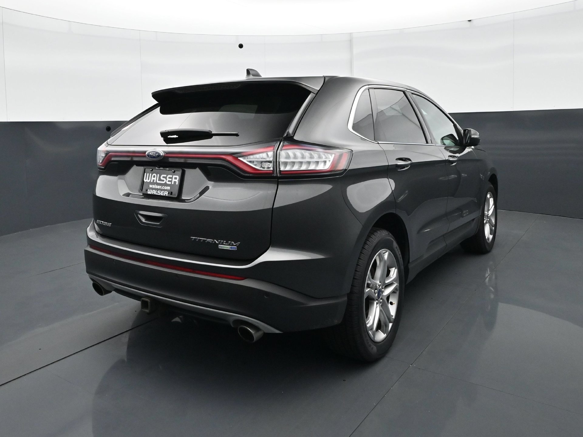 Used 2015 Ford Edge Titanium w/ Equipment Group 301A AWD/4WD image 6