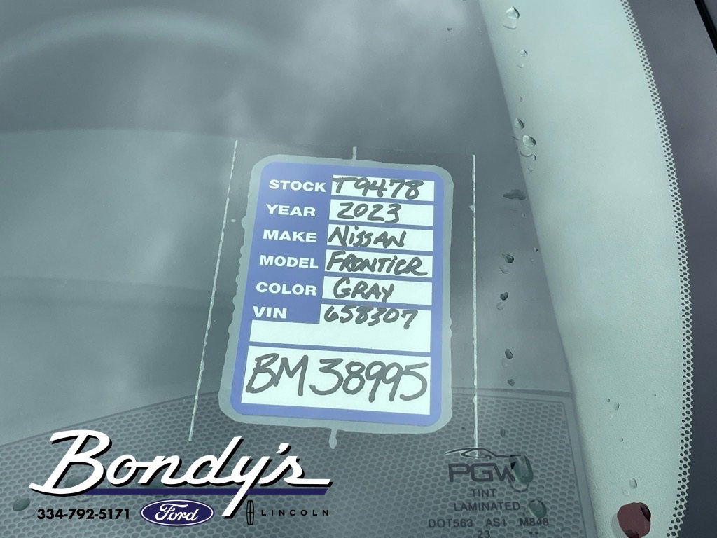 Used 2023 Nissan Frontier SV w/ Tow Package image 25