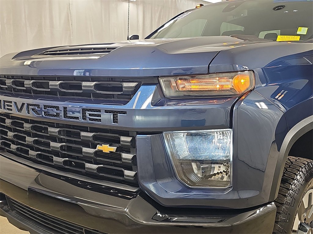 Certified 2022 Chevrolet Silverado 2500 Custom w/ Custom Value Package image 35