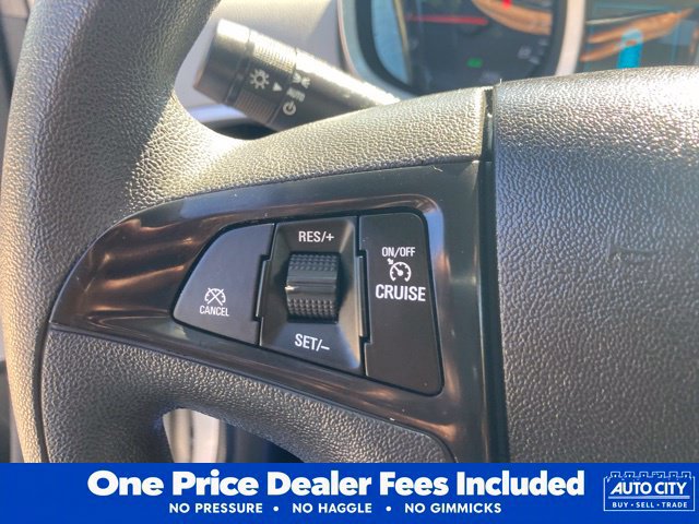 Used 2017 Chevrolet Equinox LS FWD image 25