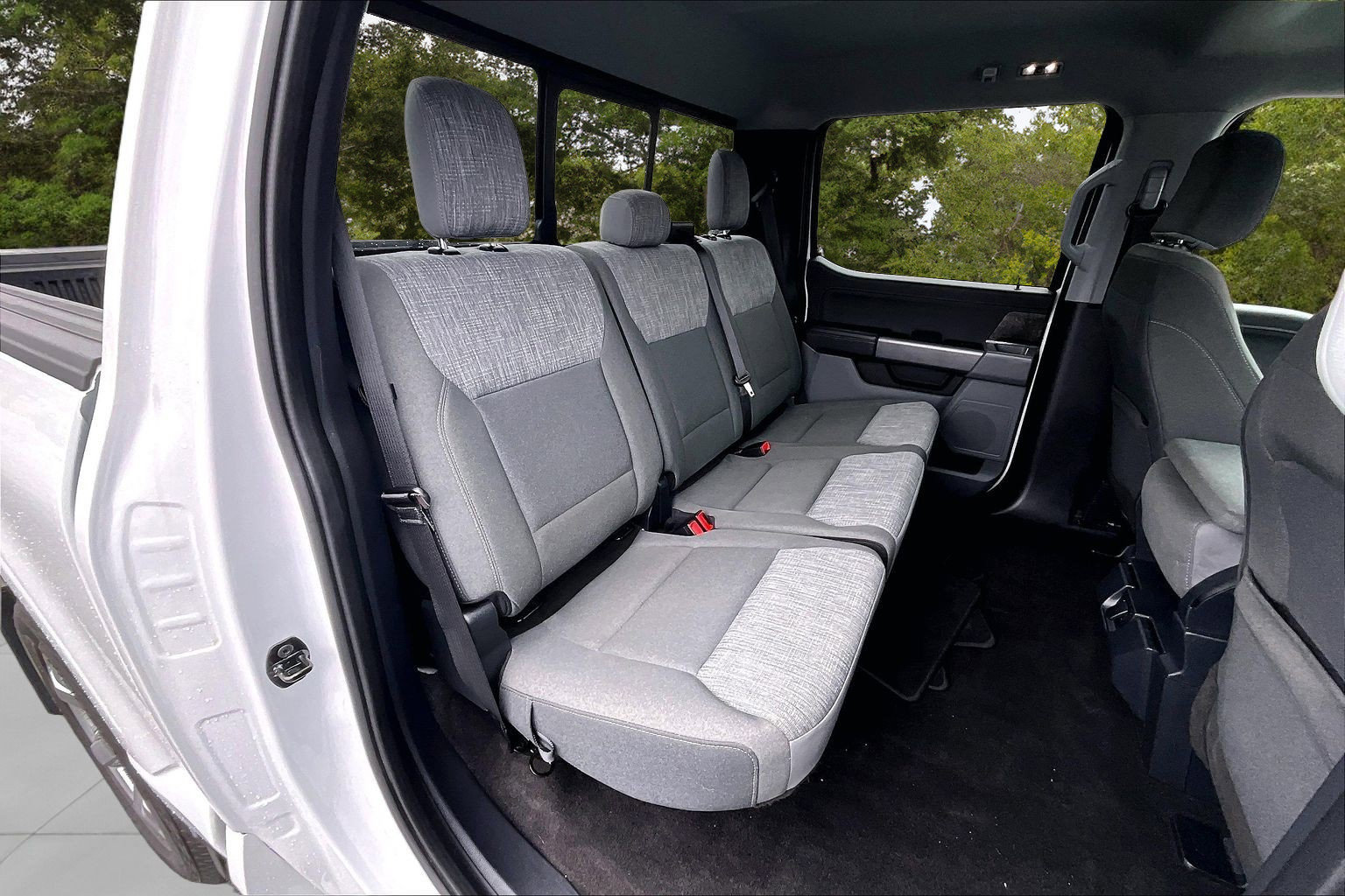 Used 2023 Ford F150 XLT w/ Equipment Group 302A High image 27