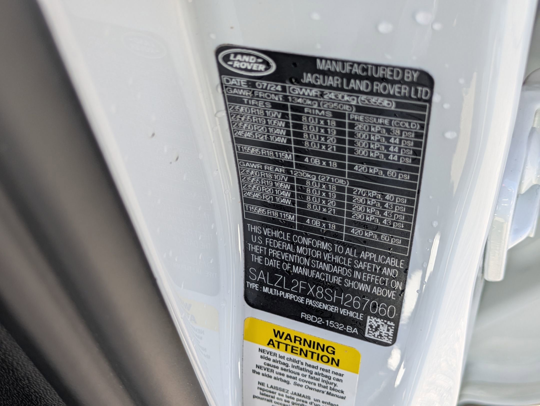 Certified 2025 Land Rover Range Rover Evoque Dynamic SE image 35