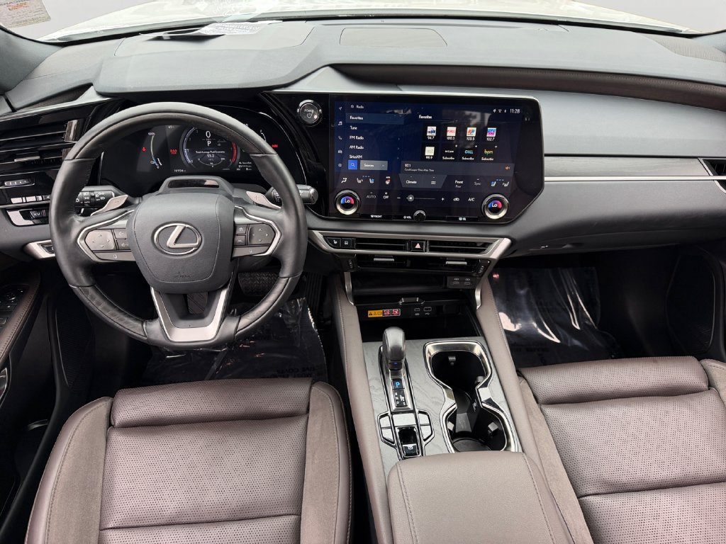 Certified 2024 Lexus RX 450h AWD w/ Convenience Package image 13