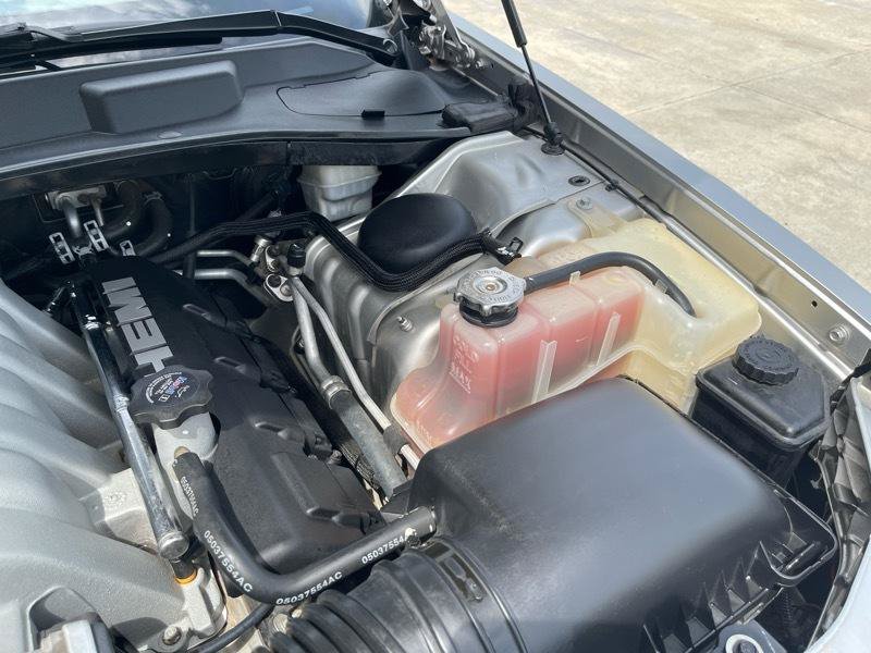 Used 2006 Dodge Magnum SRT8 w/ SRT Option Group III RWD image 54