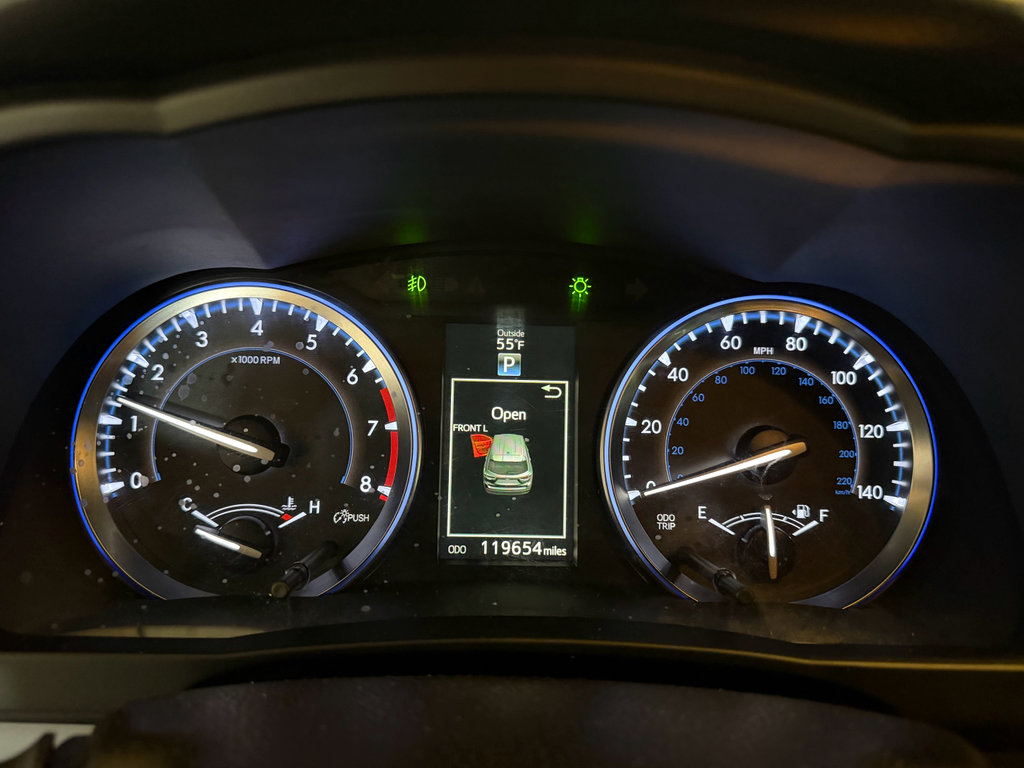 Used 2016 Toyota Highlander XLE image 10