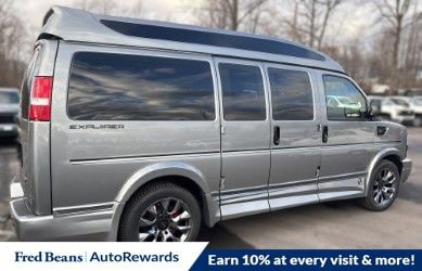 New 2025 GMC Savana 2500 w/ Driver Convenience Package image 6