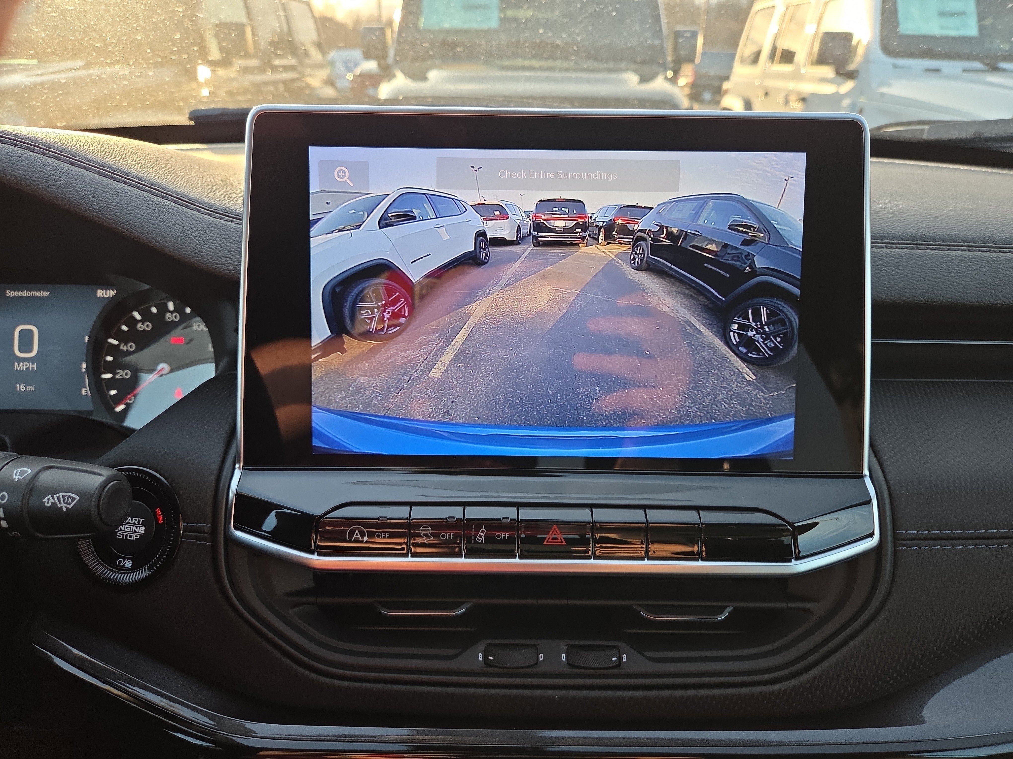 New 2026 Jeep Compass Latitude image 11