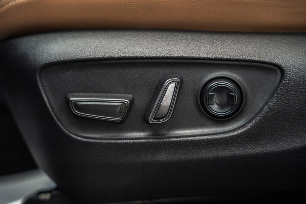 Used 2026 Toyota Grand Highlander AWD image 42
