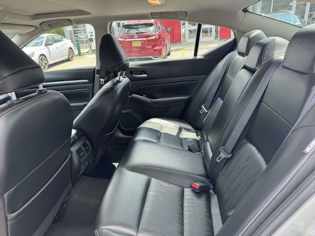 Certified 2022 Nissan Altima 2.5 SL FWD image 14