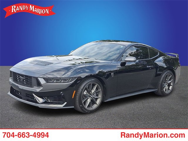 Used 2025 Ford Mustang Dark Horse image 1