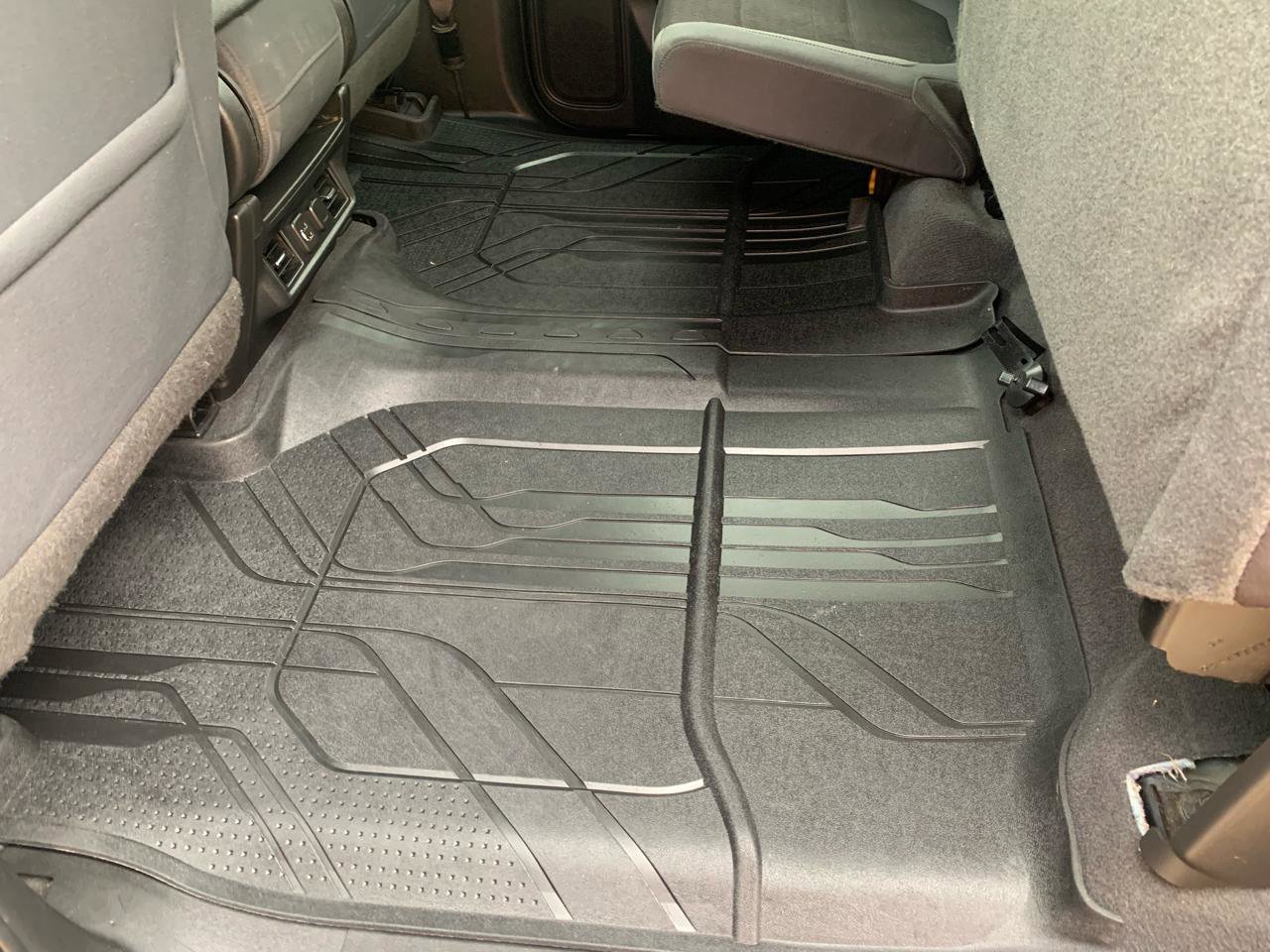 Used 2019 Chevrolet Silverado 1500 LT w/ Texas Edition image 22