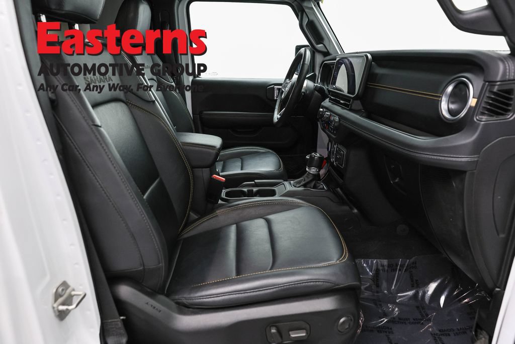 Used 2024 Jeep Wrangler Unlimited Sahara w/ Dual Top Group AWD/4WD image 24