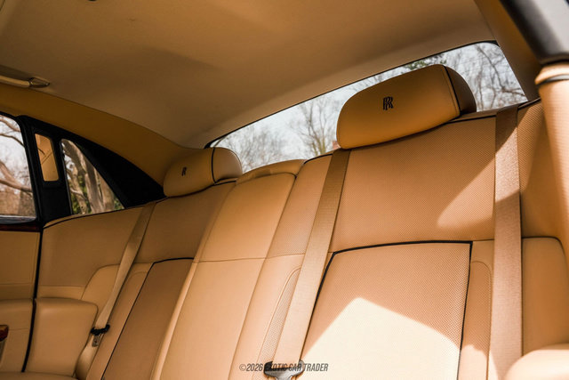 Used 2014 Rolls-Royce Ghost image 78
